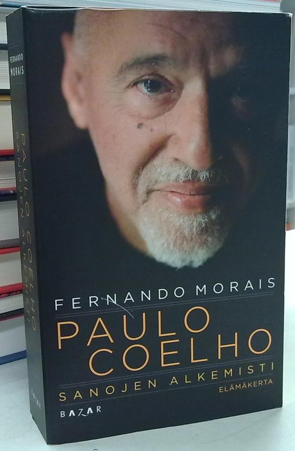 Morais Fernando: Paulo Coelho - Sanojen alkemisti