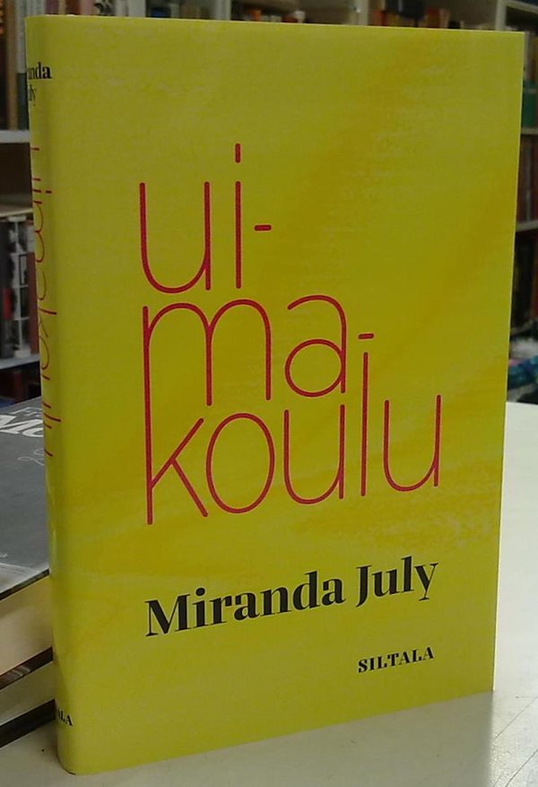 July Miranda: Uimakoulu