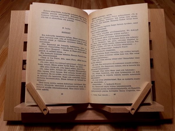 Puinen lukutuki - Wooden Reading Rest (uusi tuote, 24% alv)
