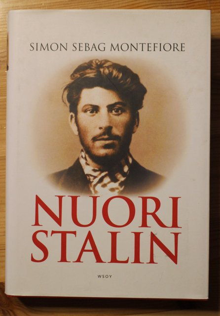 Montefiore Simon Sebag: Nuori Stalin.