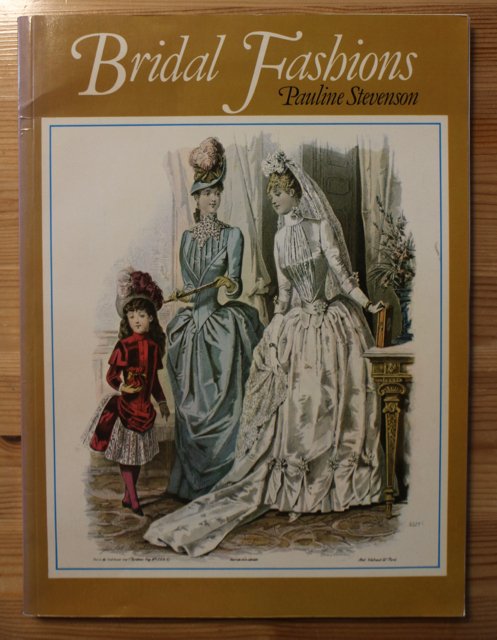 Stevenson Pauline: Bridal Fashions.