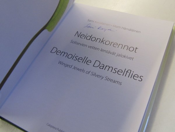 Karjalainen Sami, Hämäläinen Matti: Neidonkorennot - Demoiselle Damselflies (signeeraus)